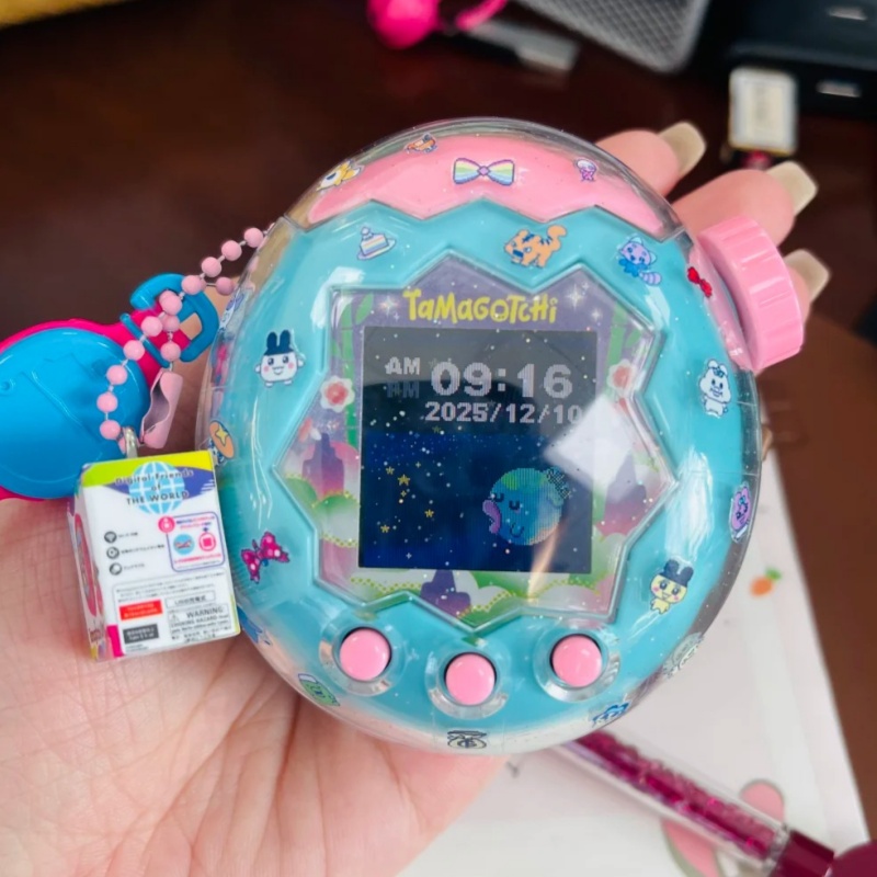 Cosplay Prop Display - Auténtica pantalla a color Bandai Tamagotchi